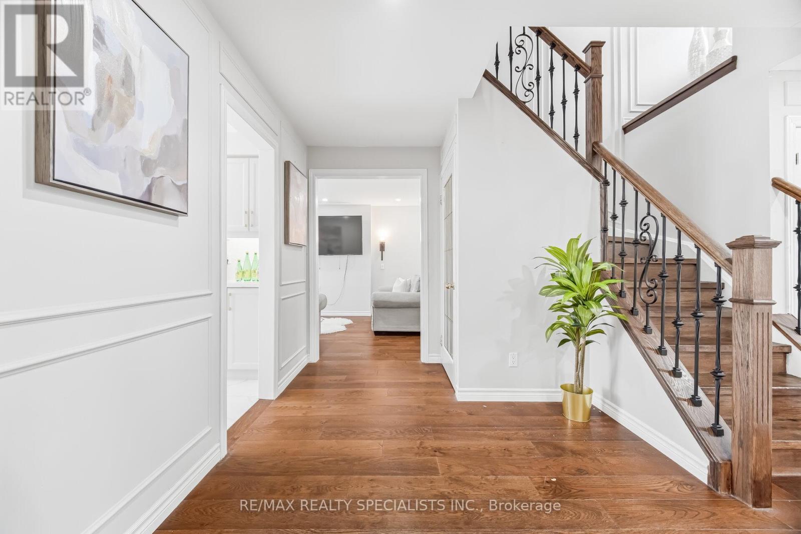 6101 Edenwood Drive, Mississauga, Ontario  L5N 2Y6 - Photo 9 - W13430620
