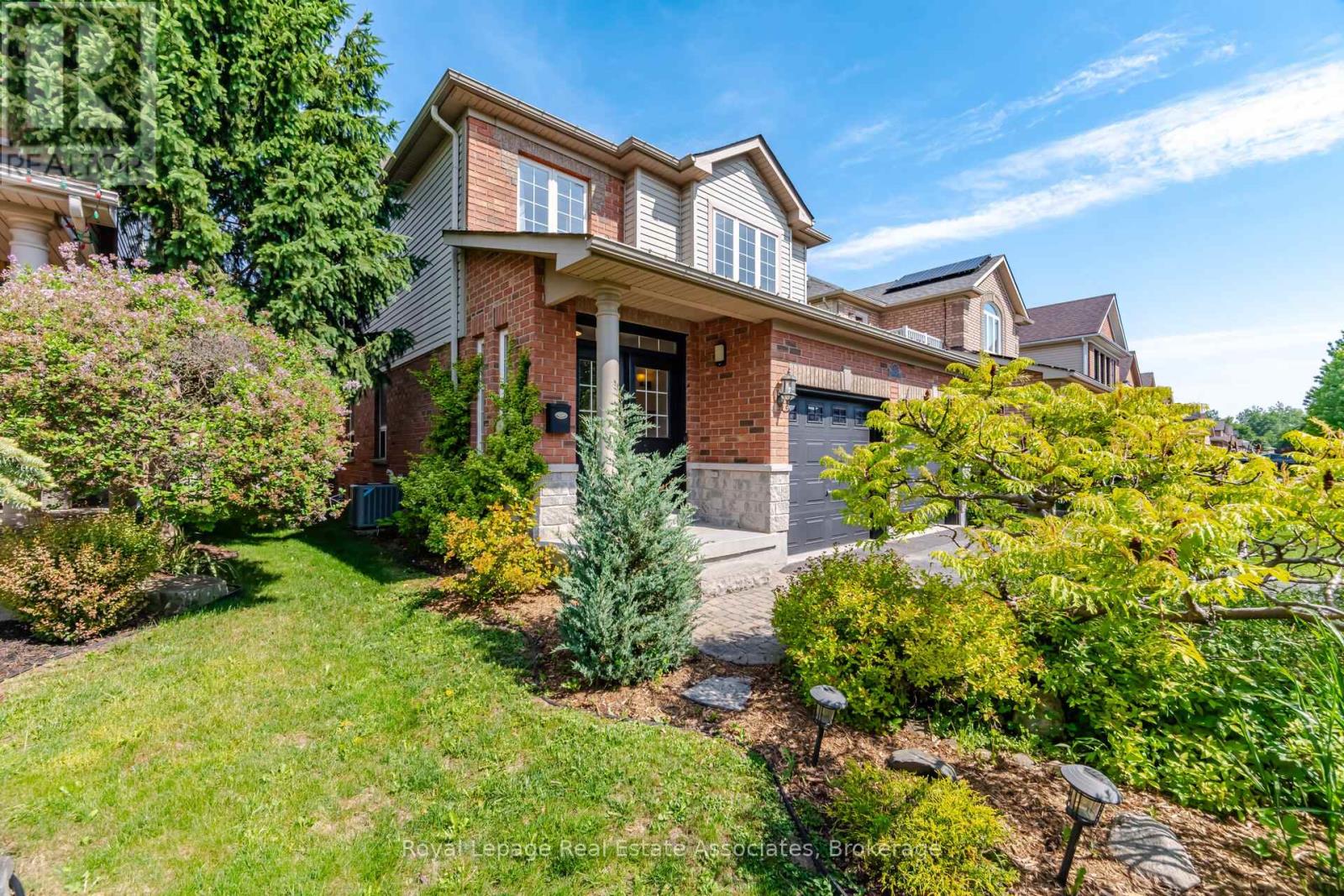 205 Acton Boulevard, Halton Hills, Ontario L7J 2Y4 - Photo 3 - W13430742
