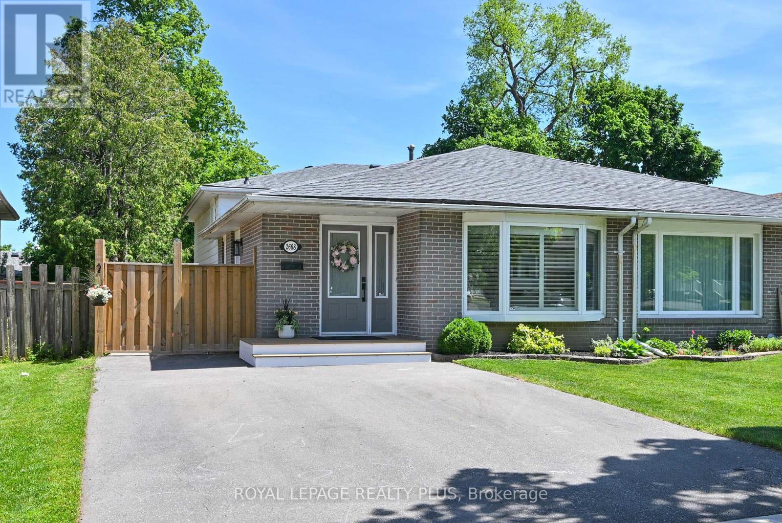 2668 LUNDENE ROAD, Mississauga, Ontario