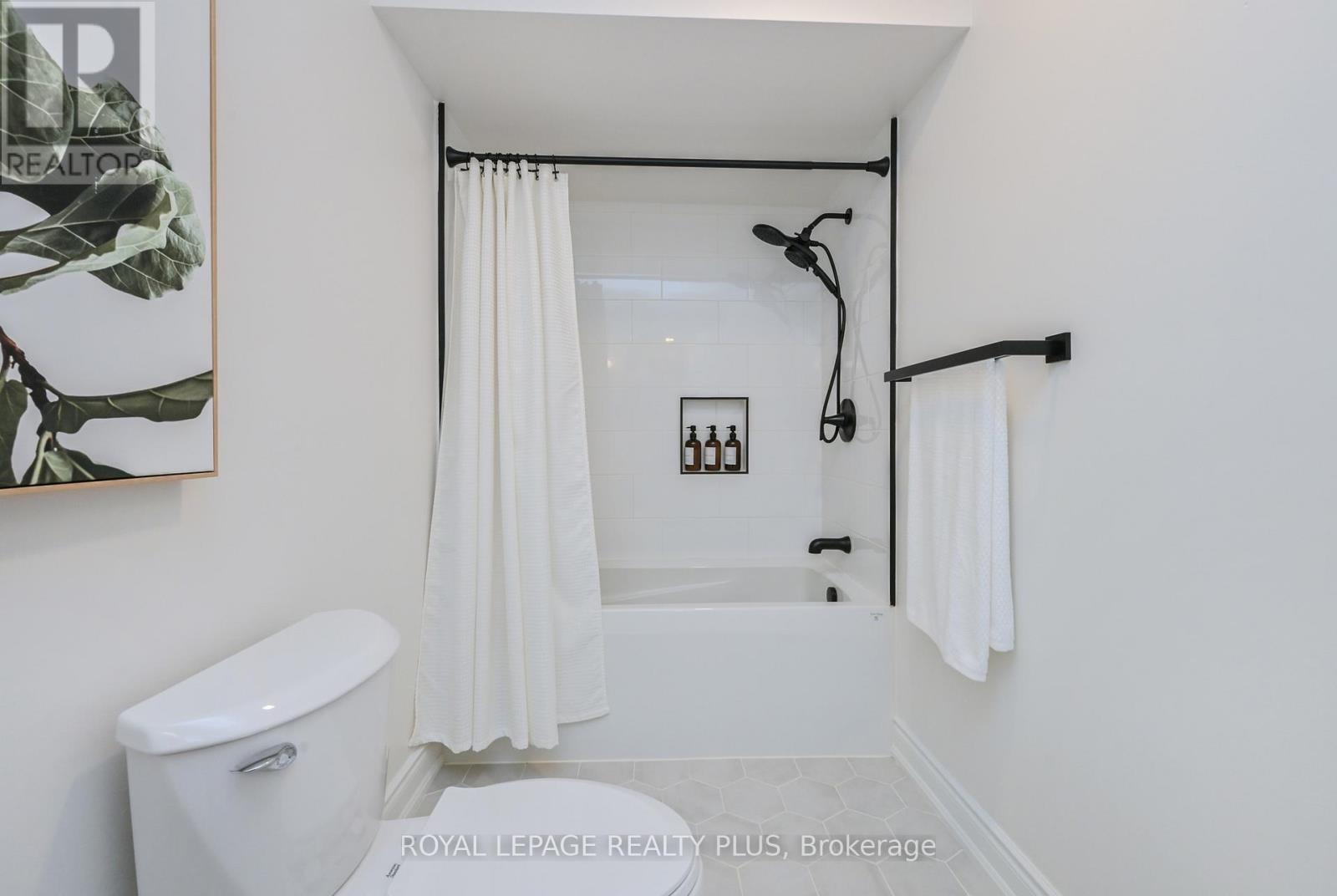 2668 Lundene Road, Mississauga, Ontario L5J 3Z1 - Photo 17 - W13430750