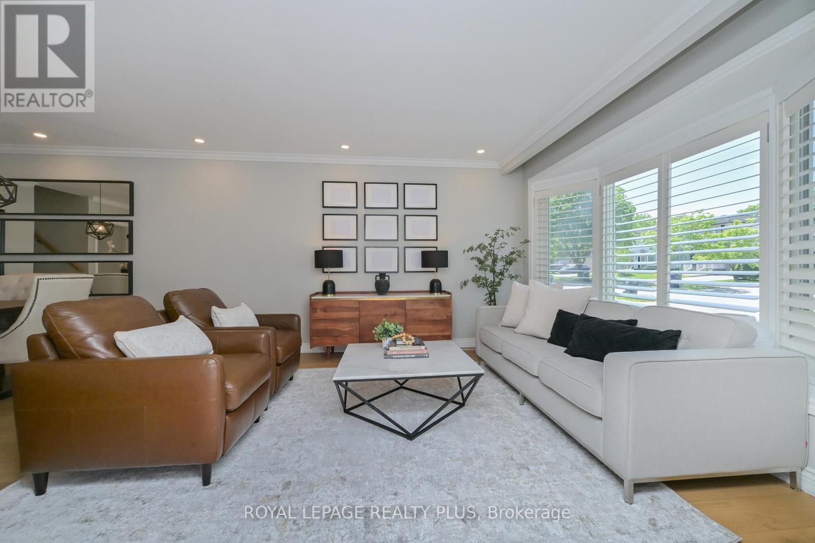 2668 Lundene Road, Mississauga, Ontario L5J 3Z1 - Photo 4 - W13430750