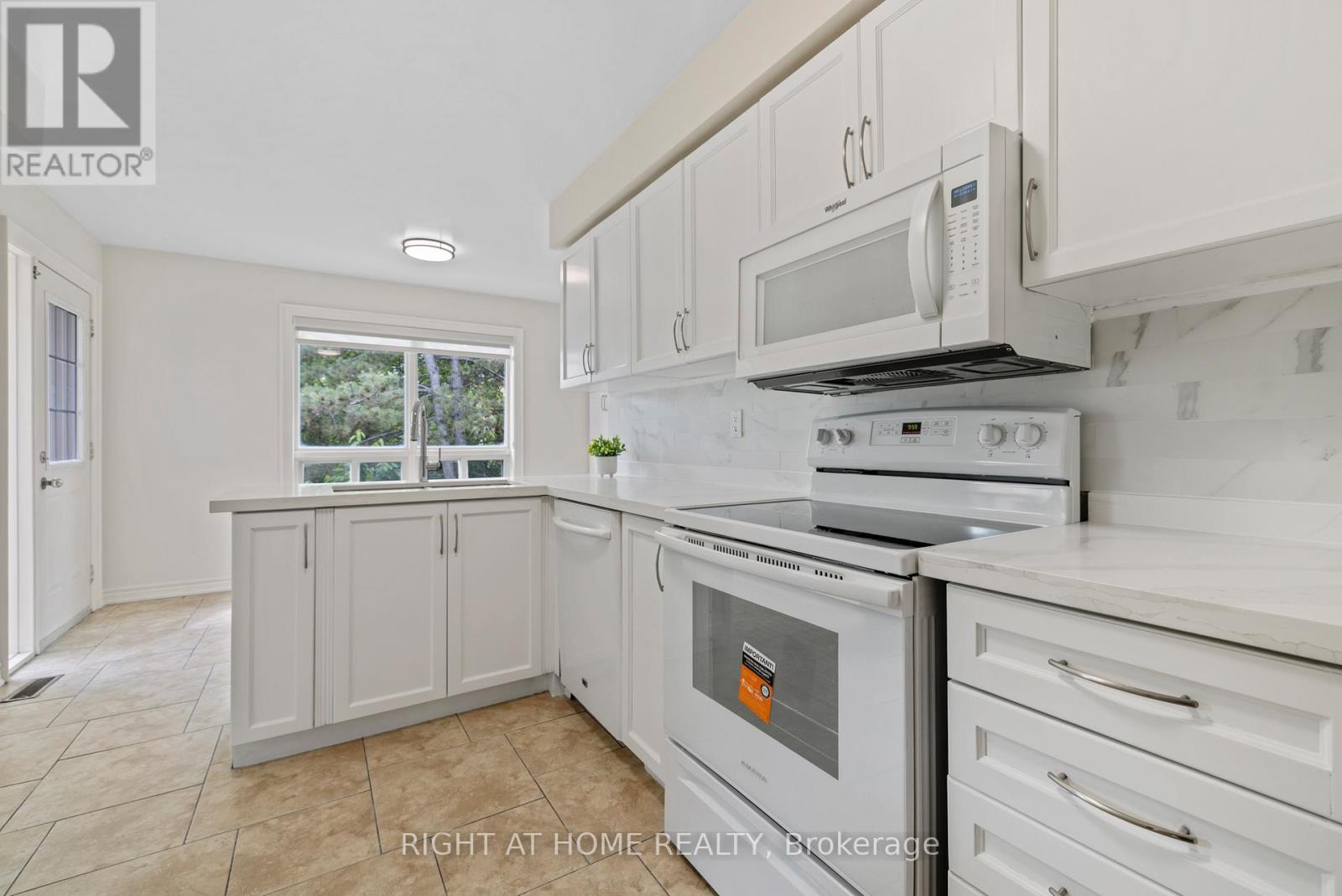 25 Vivians Crescent, Brampton, Ontario  L6Y 4V1 - Photo 12 - W13430762