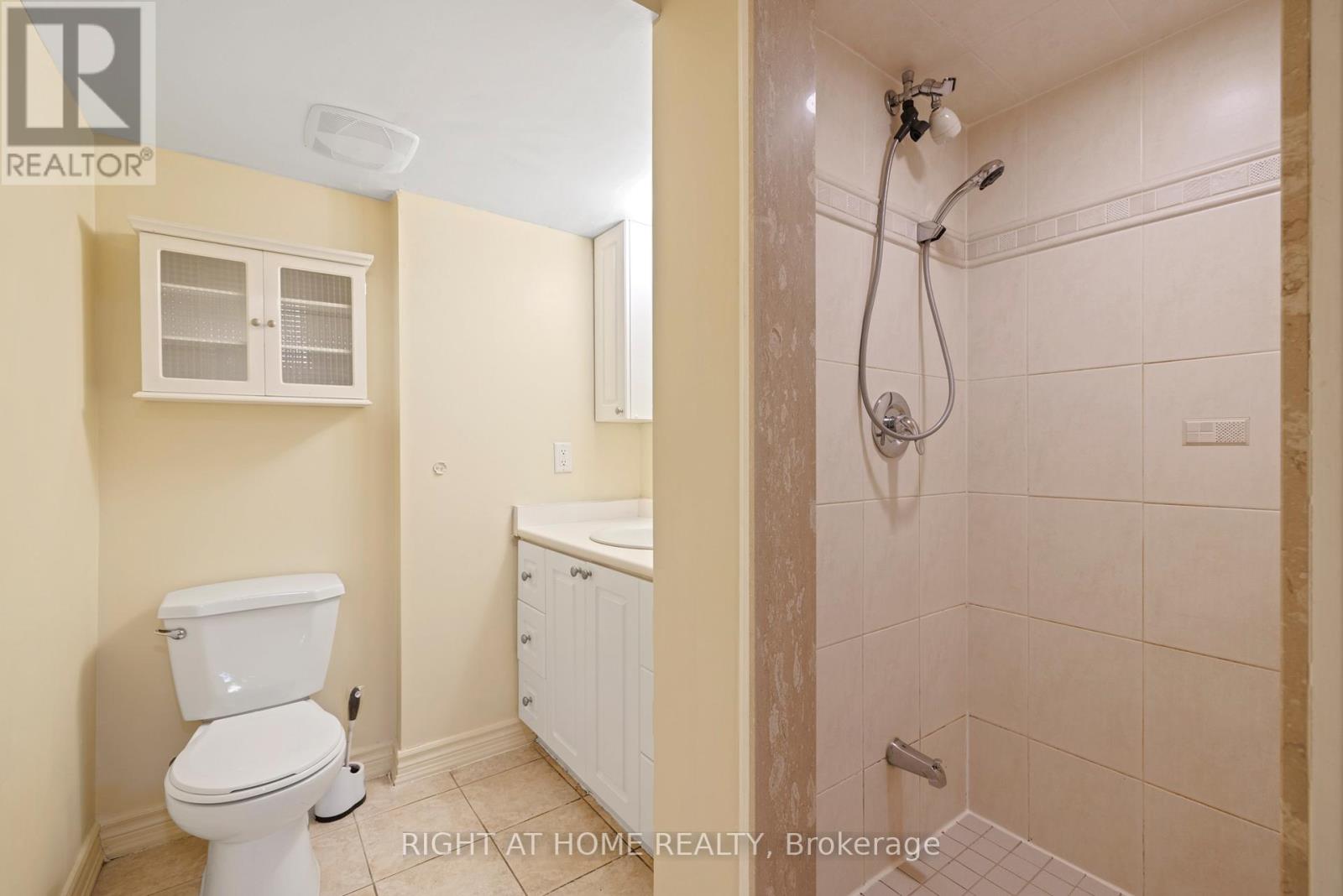 25 Vivians Crescent, Brampton, Ontario  L6Y 4V1 - Photo 35 - W13430762