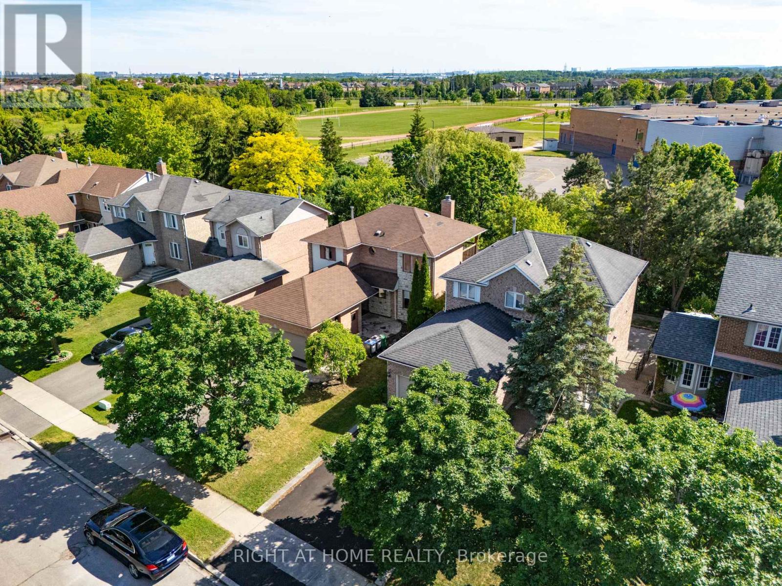 25 Vivians Crescent, Brampton, Ontario  L6Y 4V1 - Photo 42 - W13430762