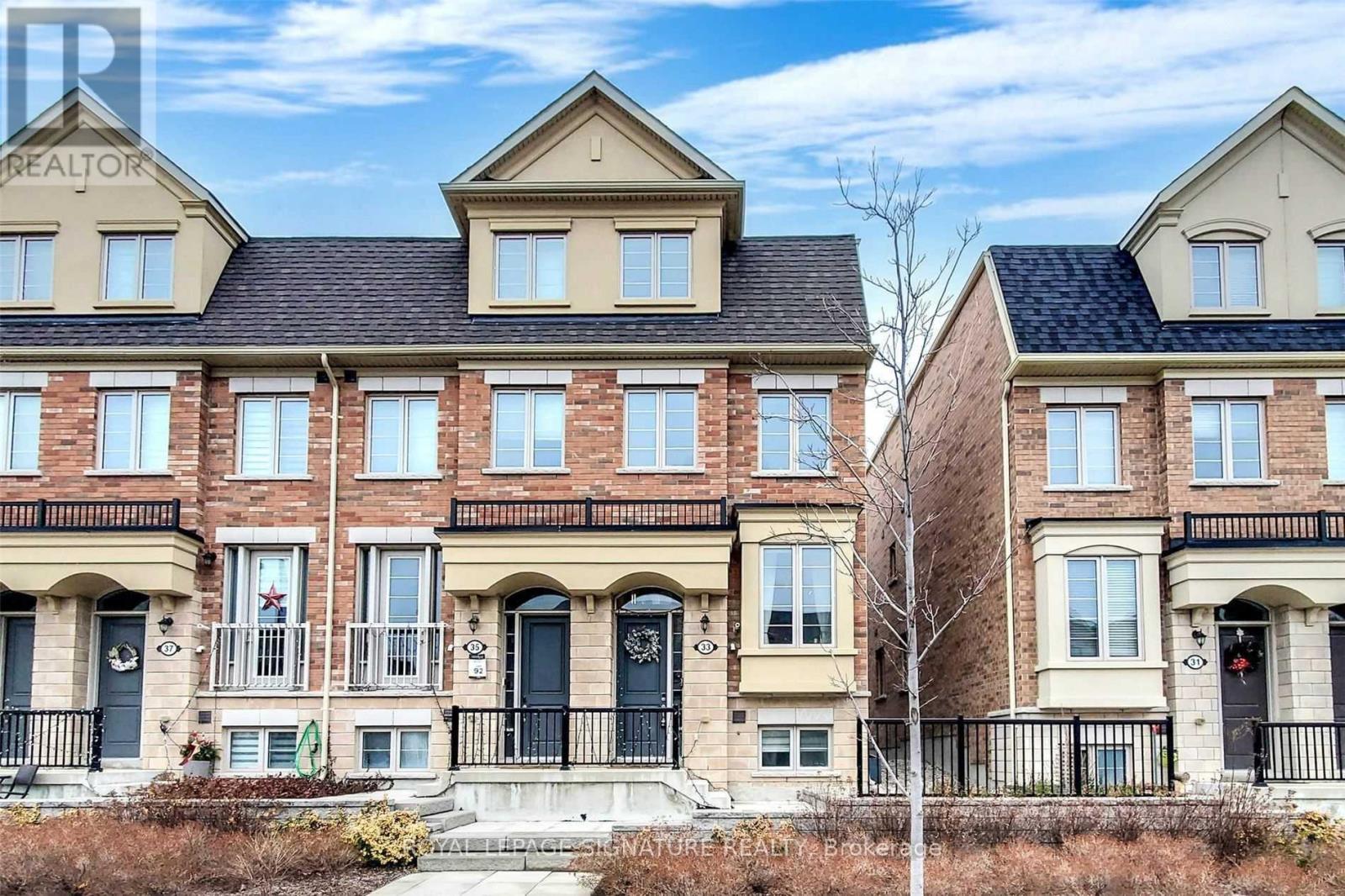 33 EDWARD HORTON CRESCENT, Toronto, Ontario