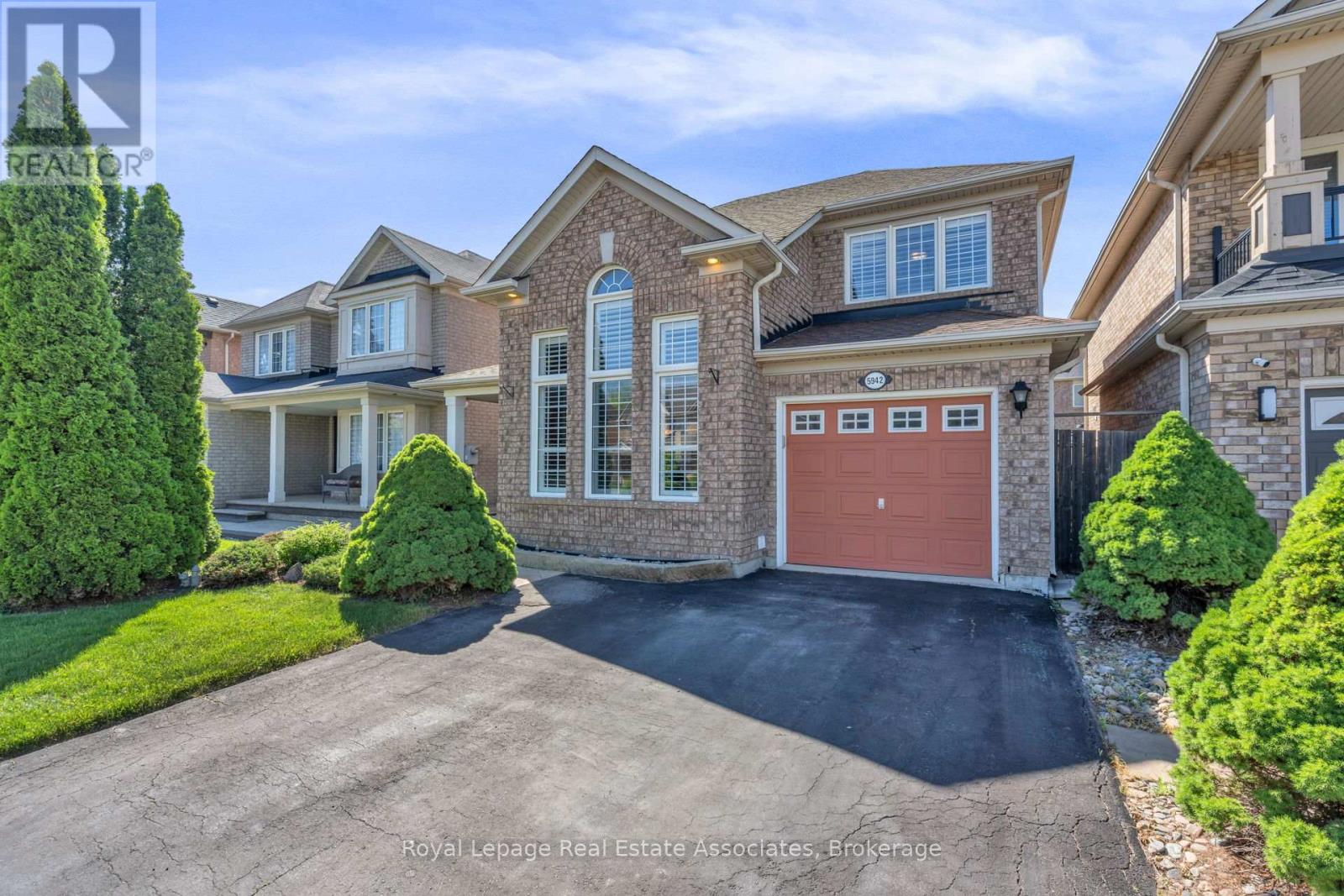 5942 Osprey Boulevard, Mississauga, Ontario  L5N 8J7 - Photo 2 - W13430902