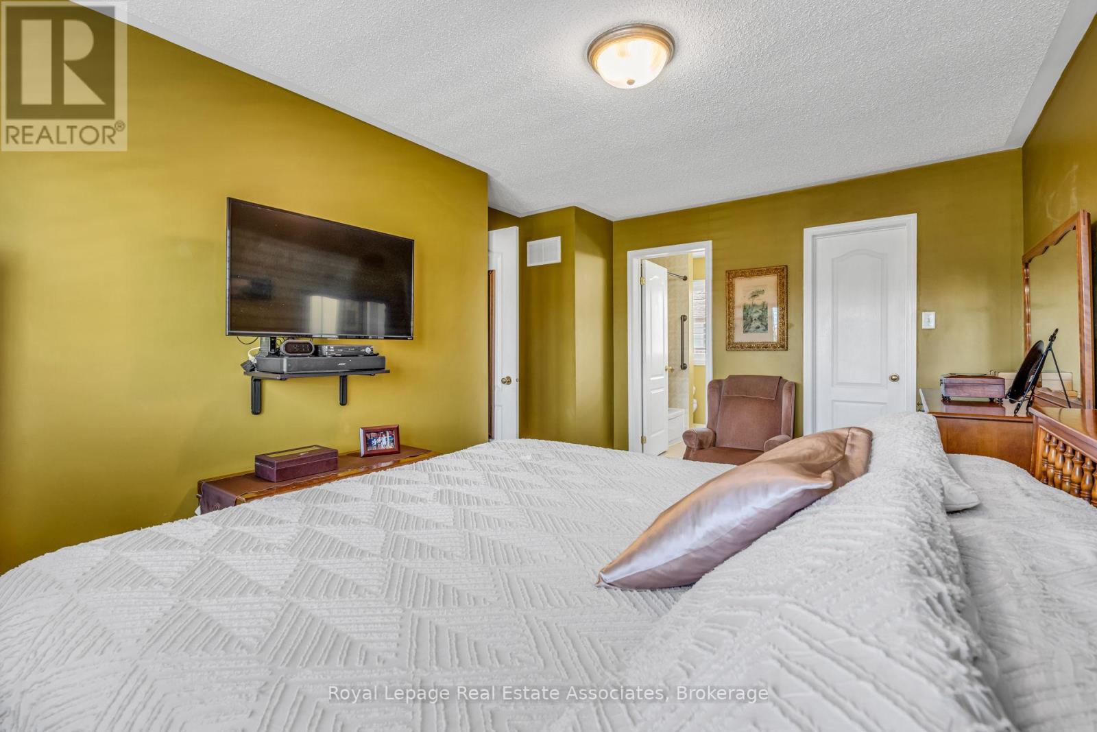 5942 Osprey Boulevard, Mississauga, Ontario  L5N 8J7 - Photo 32 - W13430902