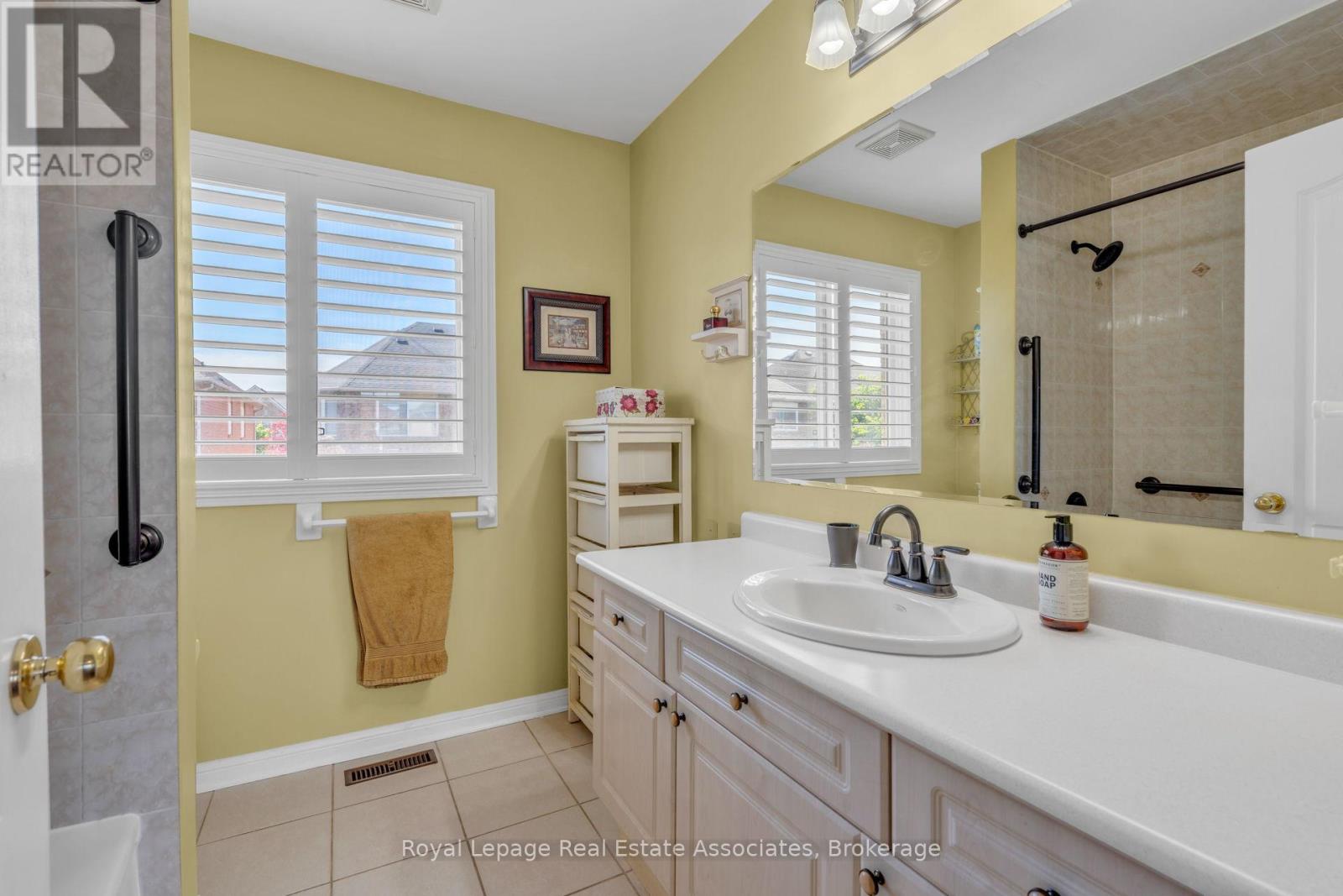5942 Osprey Boulevard, Mississauga, Ontario  L5N 8J7 - Photo 33 - W13430902