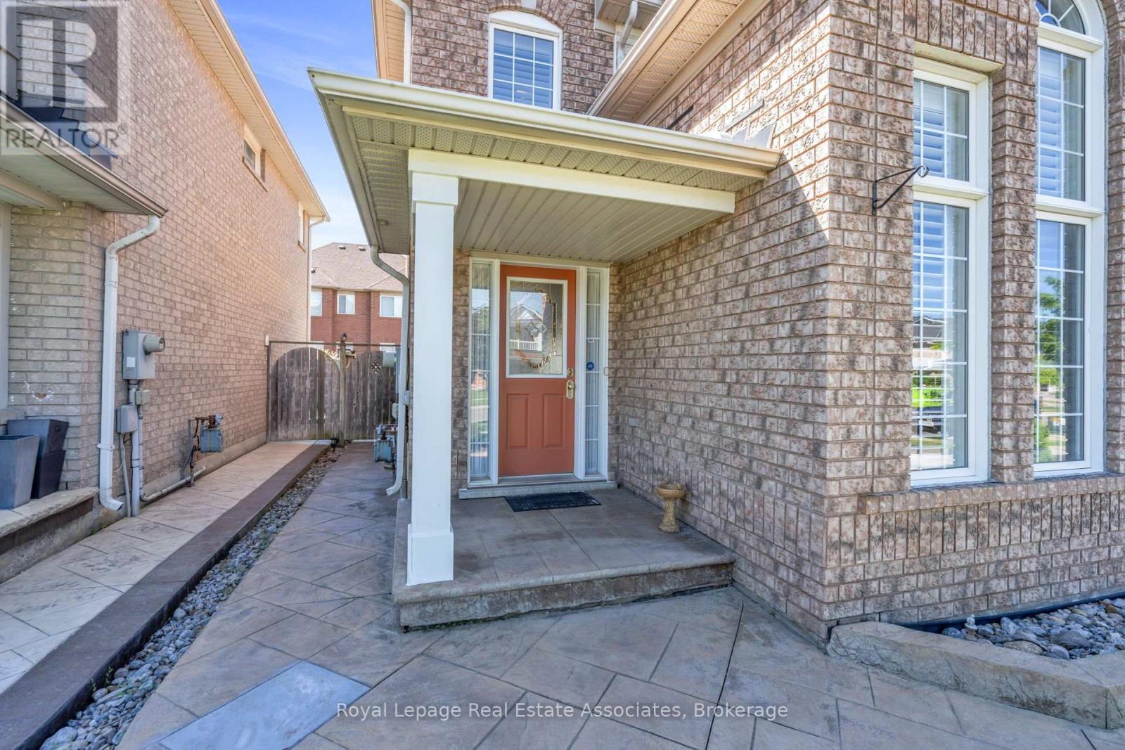 5942 Osprey Boulevard, Mississauga, Ontario  L5N 8J7 - Photo 4 - W13430902