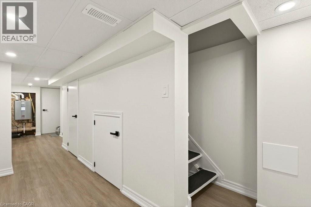 151 N Connaught Avenue N, Hamilton, Ontario  L8L 6Z4 - Photo 41 - 40837942