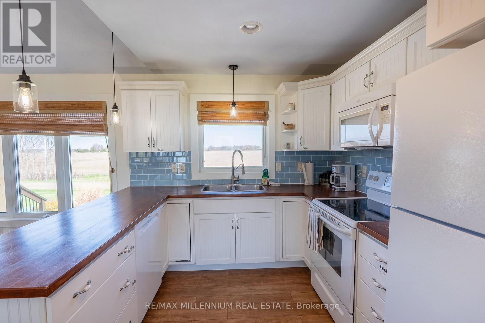 1954 Ocean Boulevard, Chatham-Kent, Ontario  N0P 2P0 - Photo 12 - X13430516