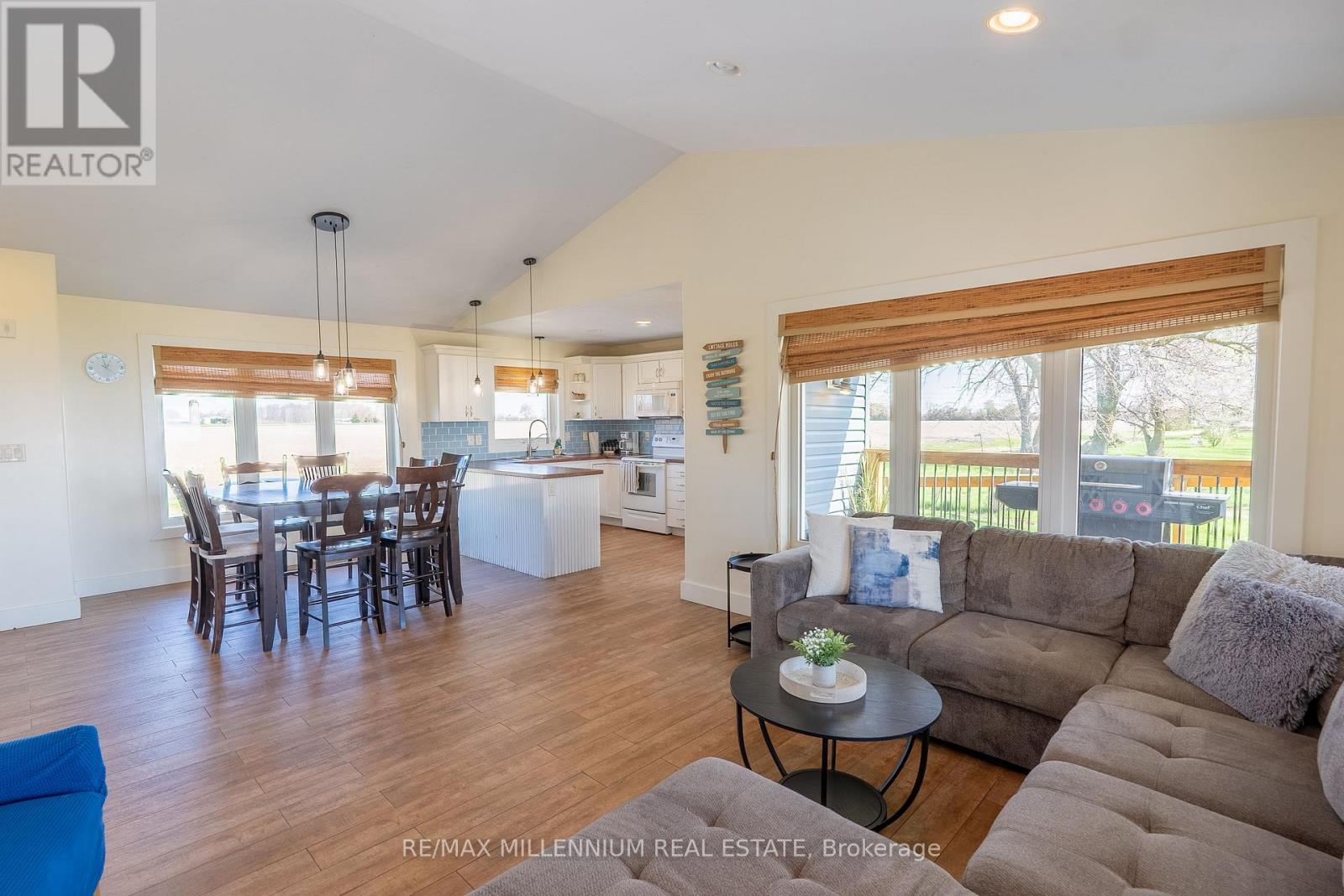 1954 Ocean Boulevard, Chatham-Kent, Ontario  N0P 2P0 - Photo 16 - X13430516