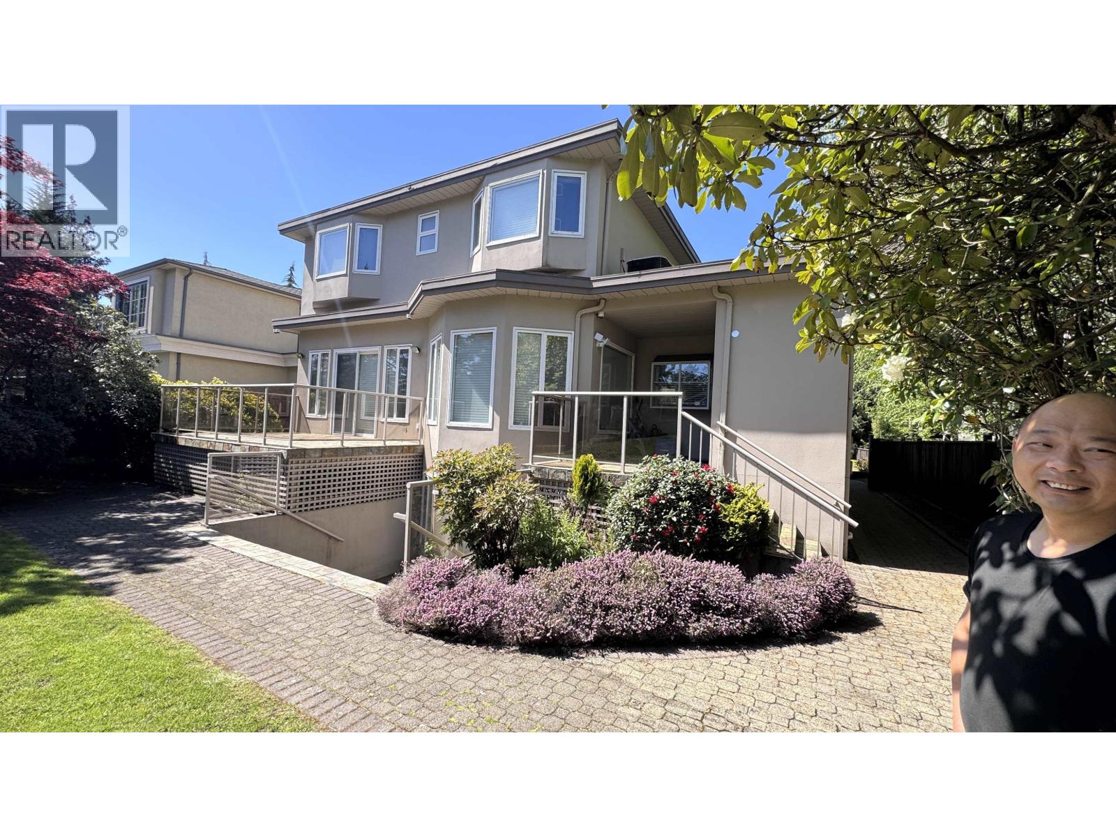 7188 Beechwood Street, Vancouver, British Columbia  V6P 5V4 - Photo 2 - R3134893