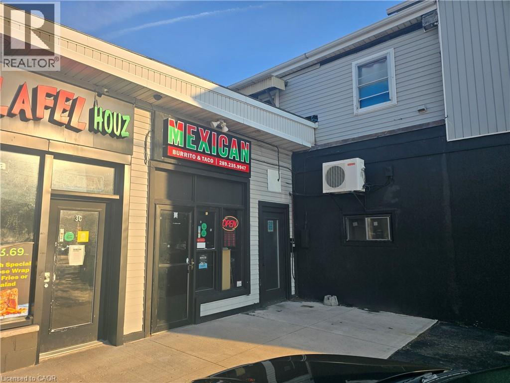 3 MOUNTAIN Street Unit# 3b, Grimsby, Ontario