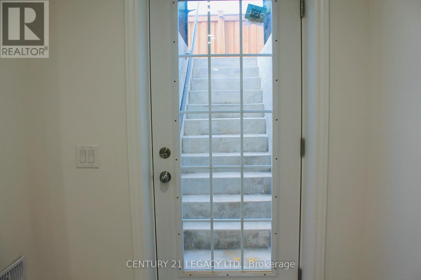 1267 Kovachik Boulevard, Milton, Ontario  L9E 1W7 - Photo 4 - W13419454
