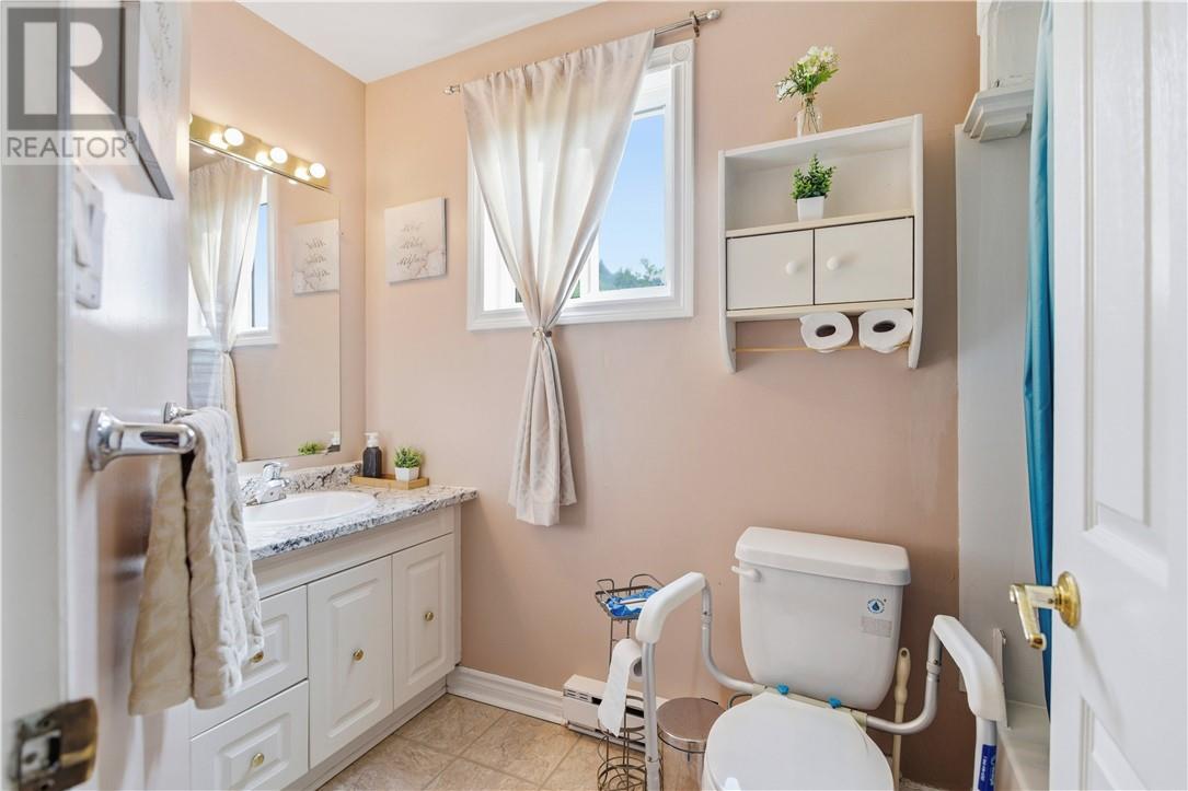 521 Beatrice Crescent, Greater Sudbury, Ontario  P3A 5B4 - Photo 14 - 2128492