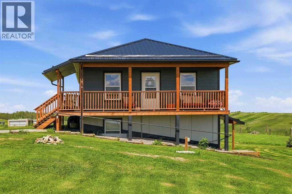 16, 30480 Range Road 12, Rural Mountain View County, Alberta