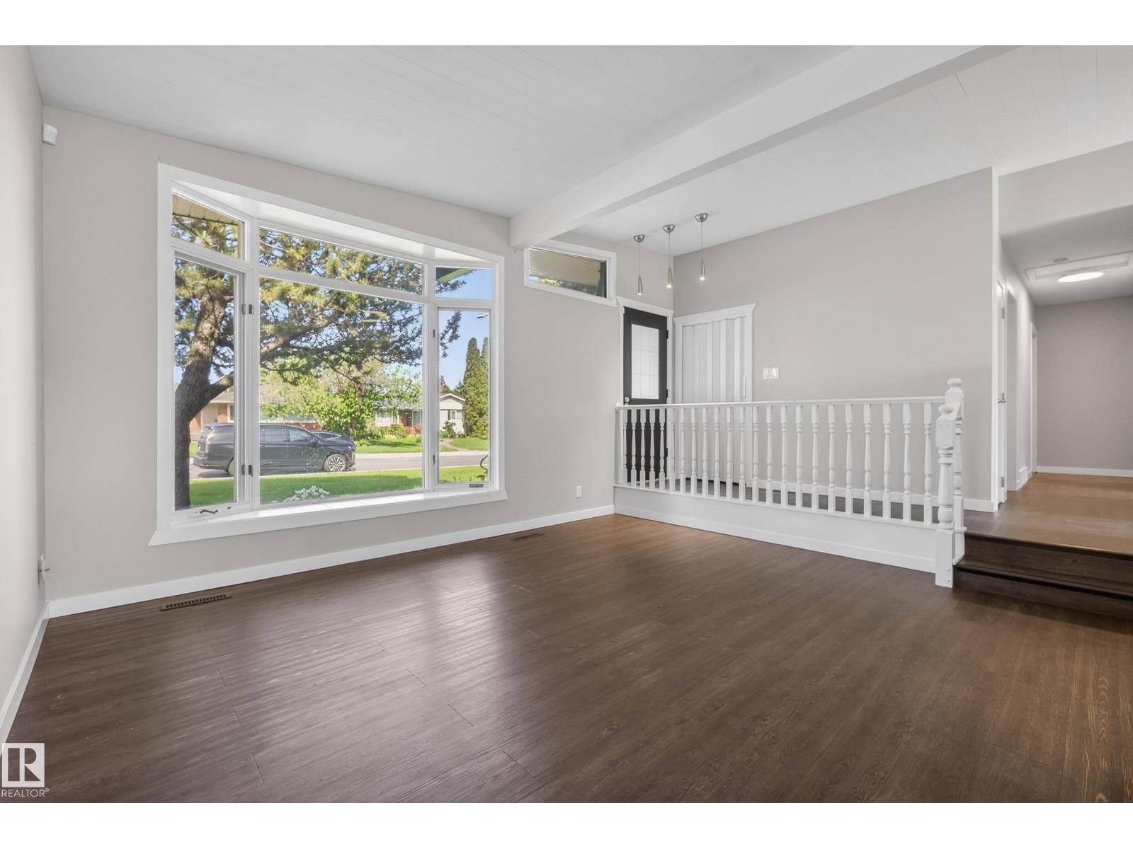 9043 52 St NW, Edmonton, Alberta  T6B 1G1 - Photo 10 - E4492995