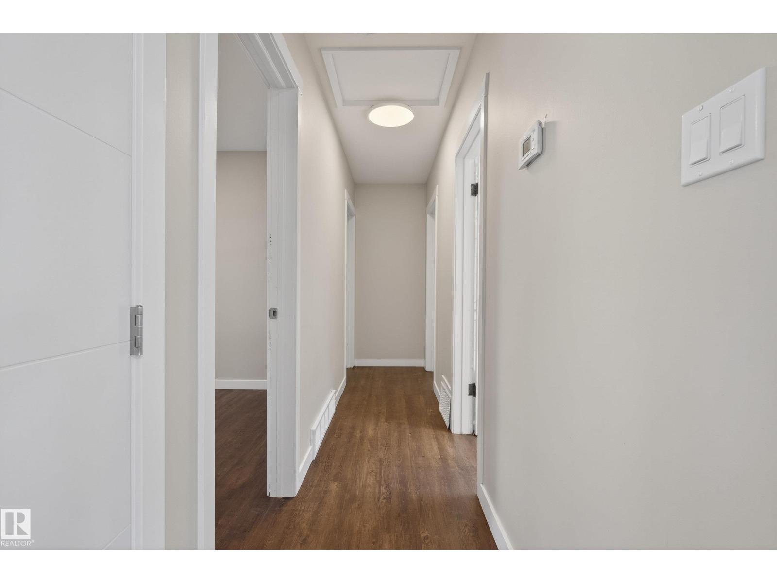 9043 52 St NW, Edmonton, Alberta  T6B 1G1 - Photo 14 - E4492995