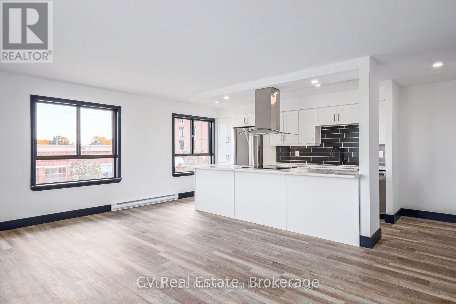 2 - 250 Hurontario Street, Collingwood, Ontario  L9Y 2M3 - Photo 3 - S12915454