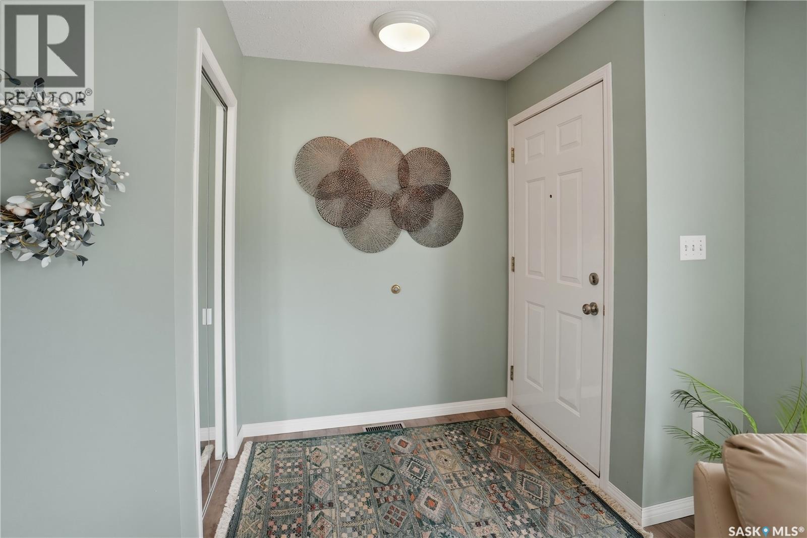 342 35th Street, Battleford, Saskatchewan  S0M 0E0 - Photo 3 - SK039058
