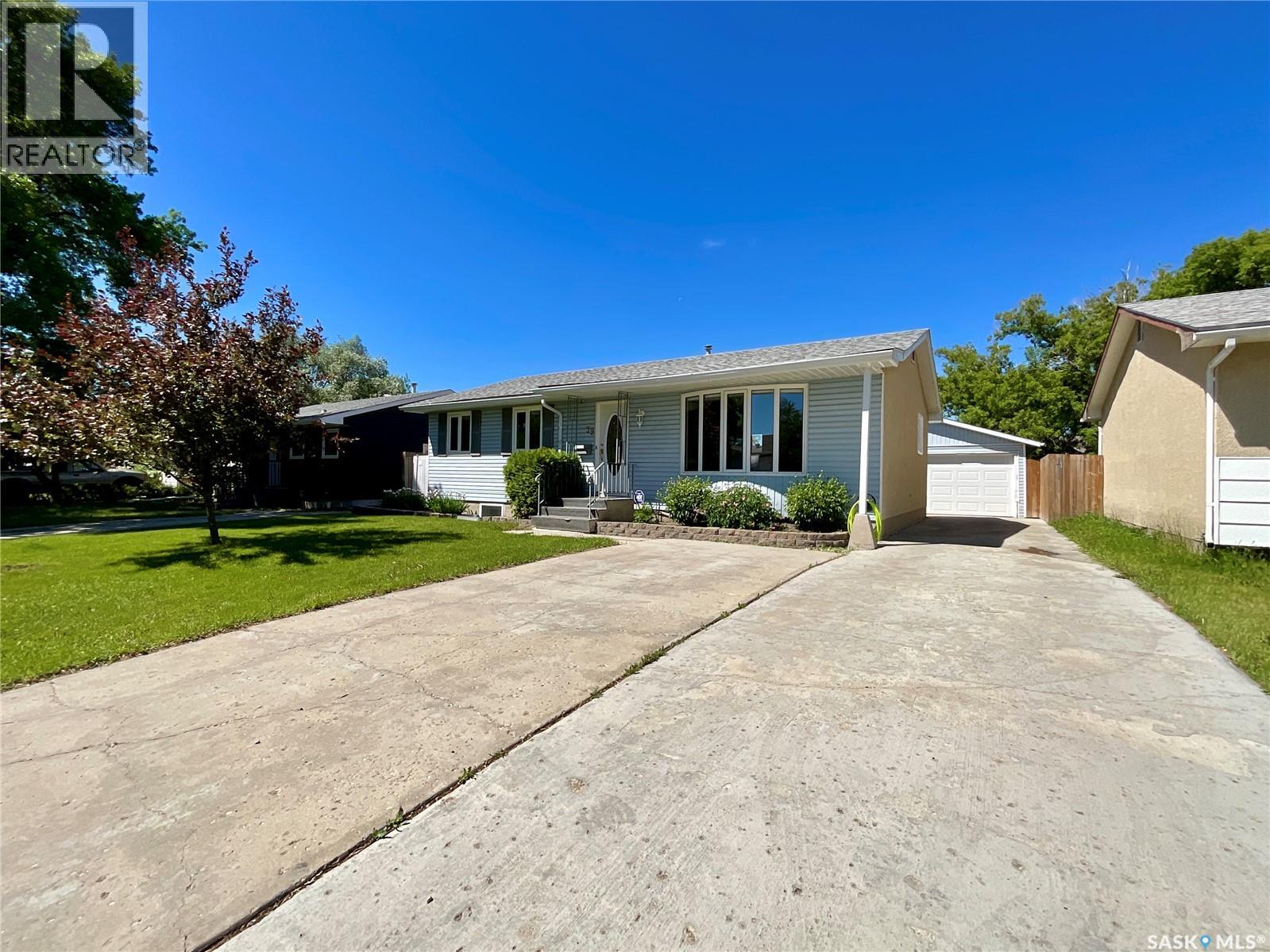 39 Stice CRESCENT, Regina, Saskatchewan