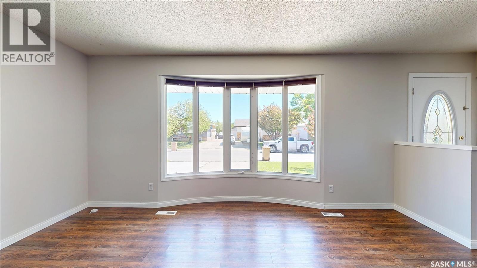 39 Stice Crescent, Regina, Saskatchewan  S4N 4P9 - Photo 7 - SK039024