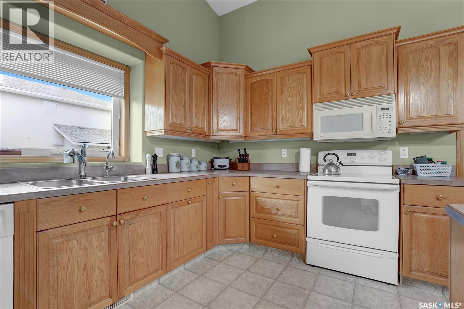 33 Lott Road, White City, Saskatchewan  S4L 5B1 - Photo 10 - SK038850