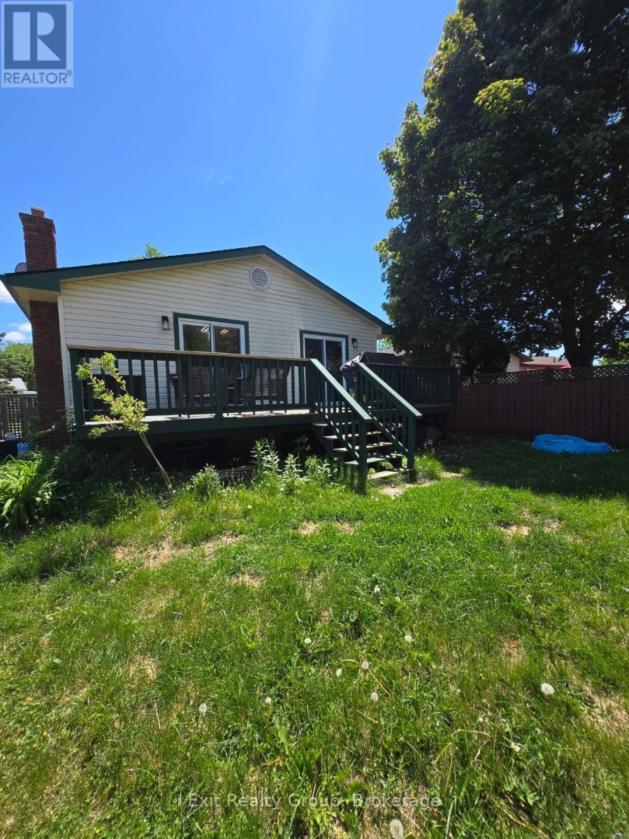 116 Nicholas Street, Quinte West, Ontario  K8V 6B2 - Photo 2 - X13229406