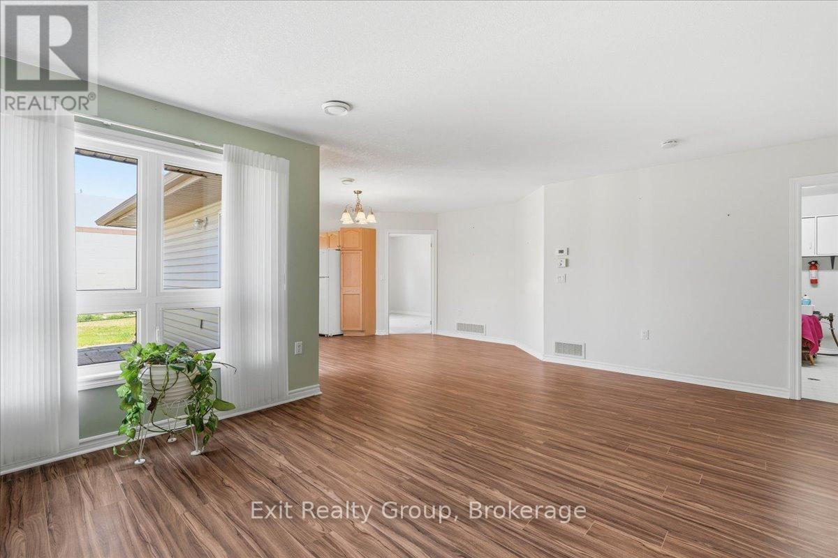 25 - 15 Aldersgate Drive, Belleville, Ontario  K8P 5N1 - Photo 7 - X13431152