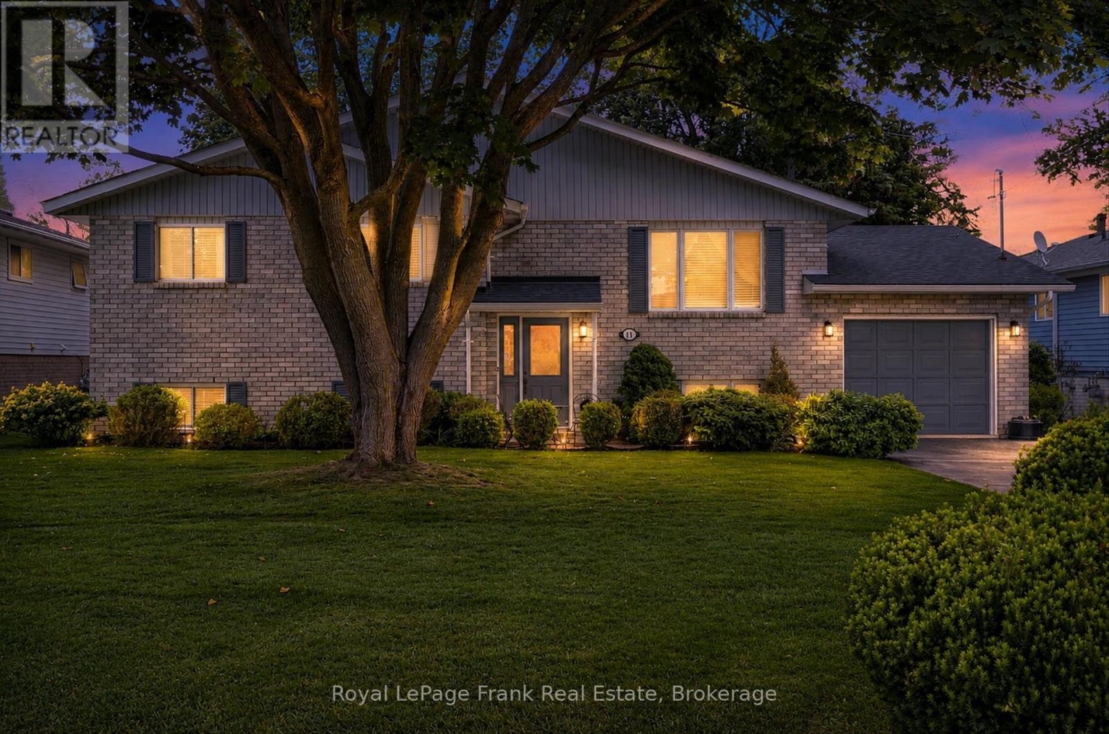 11 MORROW AVENUE, Brighton, Ontario