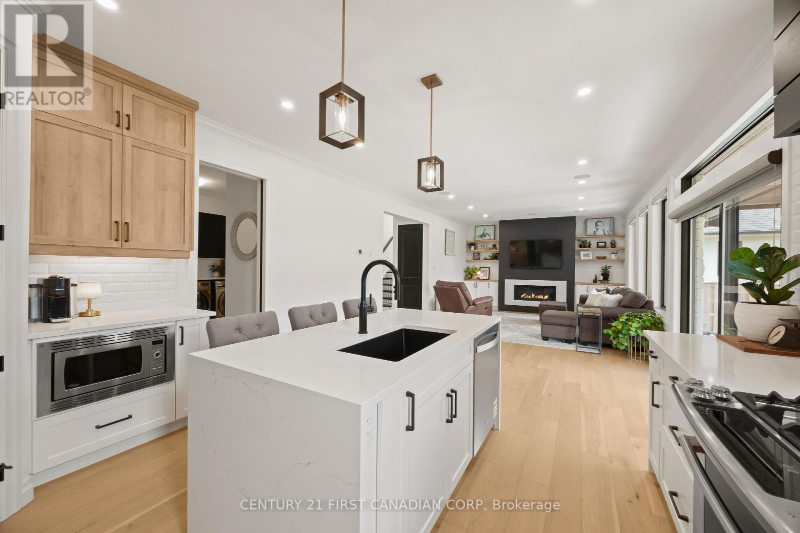 8 Oscar Davis Court, Strathroy-Caradoc, Ontario  N7G 0G3 - Photo 12 - X13431368