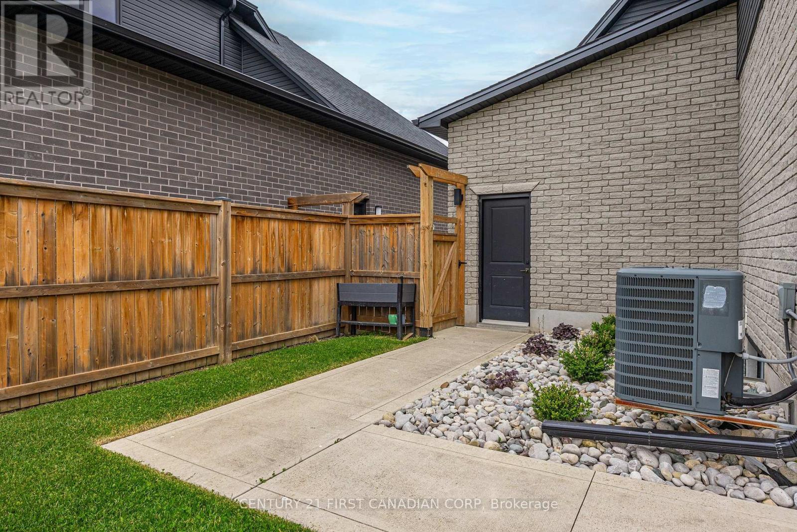 8 Oscar Davis Court, Strathroy-Caradoc, Ontario  N7G 0G3 - Photo 32 - X13431368