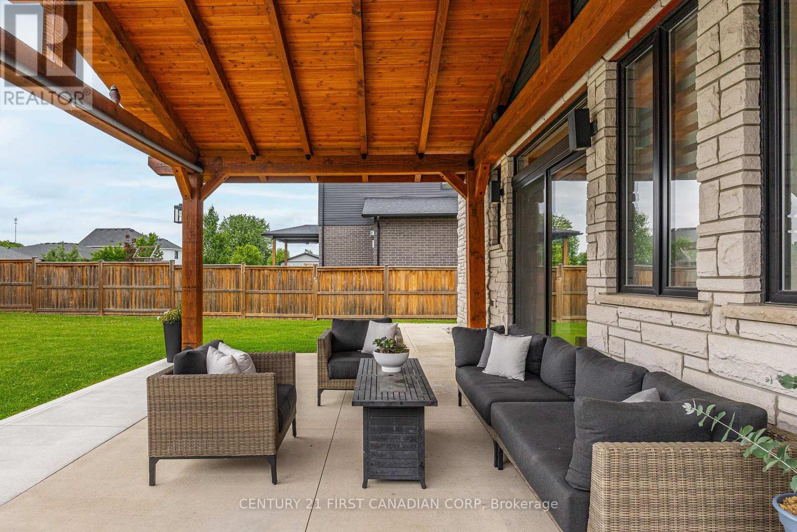 8 Oscar Davis Court, Strathroy-Caradoc, Ontario  N7G 0G3 - Photo 40 - X13431368