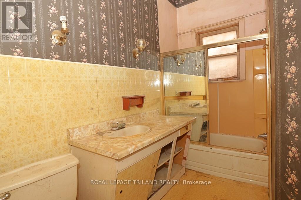 15 Cove Road, London South, Ontario  N6J 1H7 - Photo 14 - X13431544
