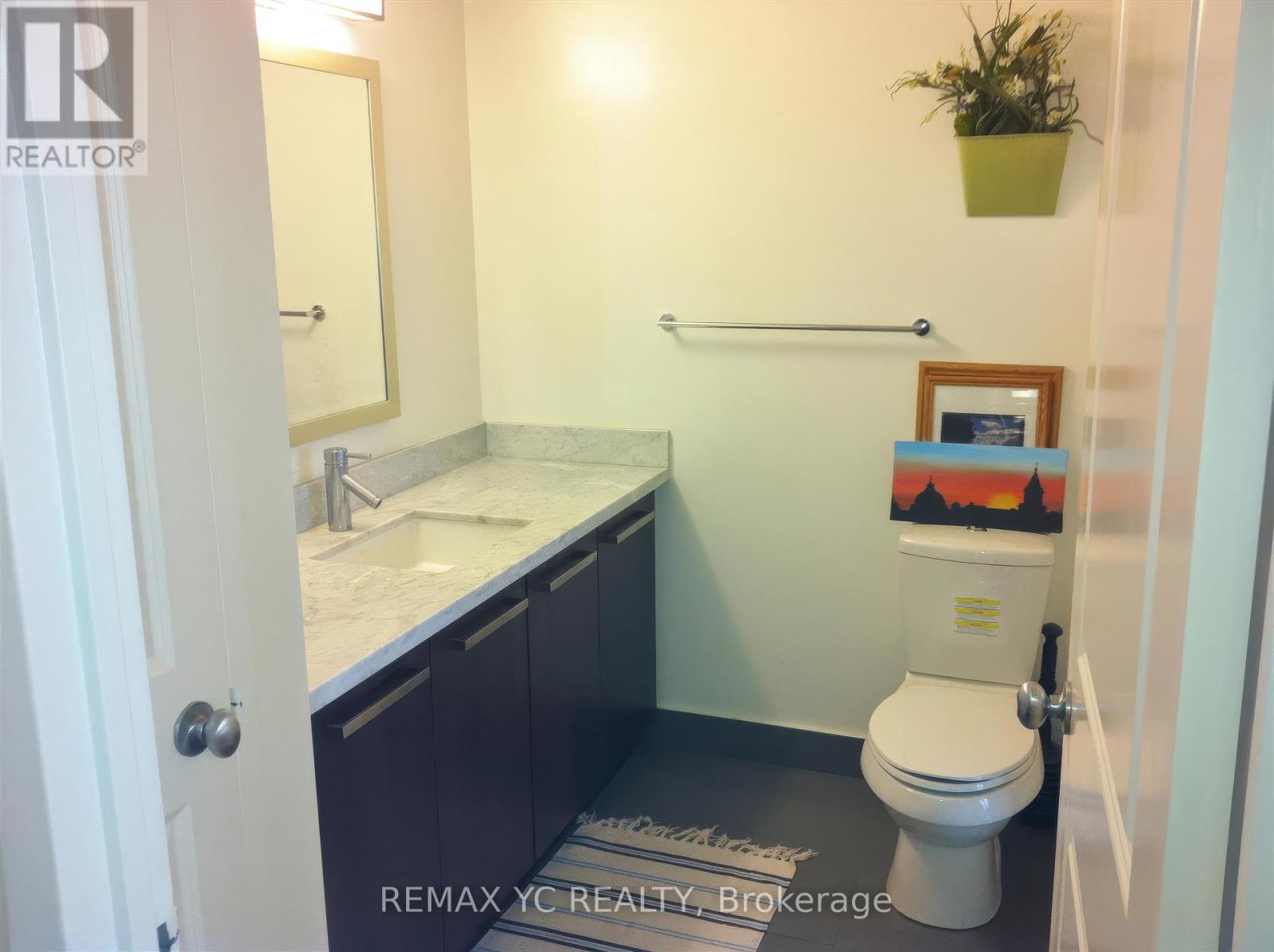 501 - 11 St Joseph Street, Toronto, Ontario  M4Y 3G4 - Photo 11 - C13430954