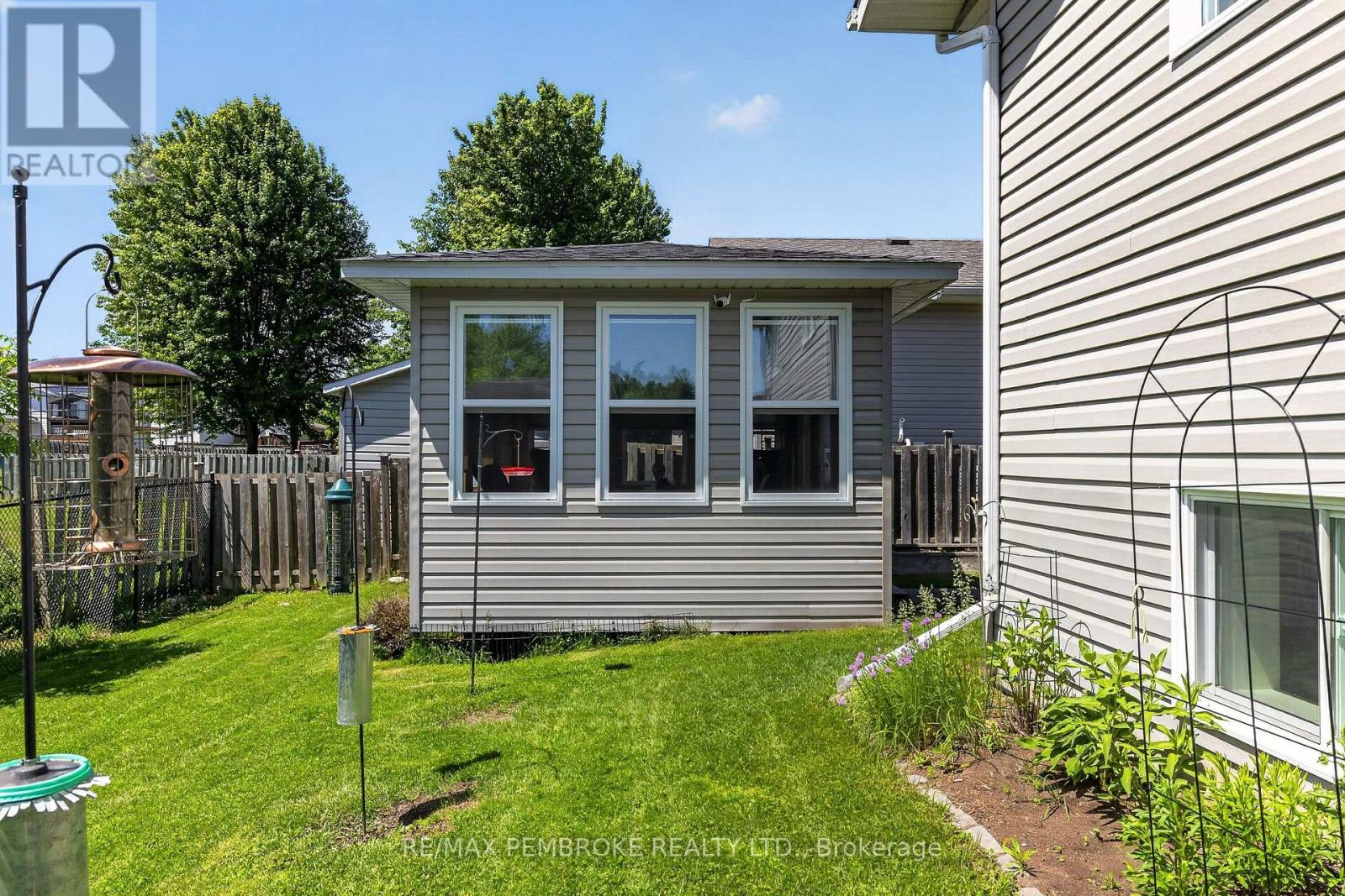 39 Oak Avenue, Petawawa, Ontario  K8H 0B5 - Photo 41 - X13431490