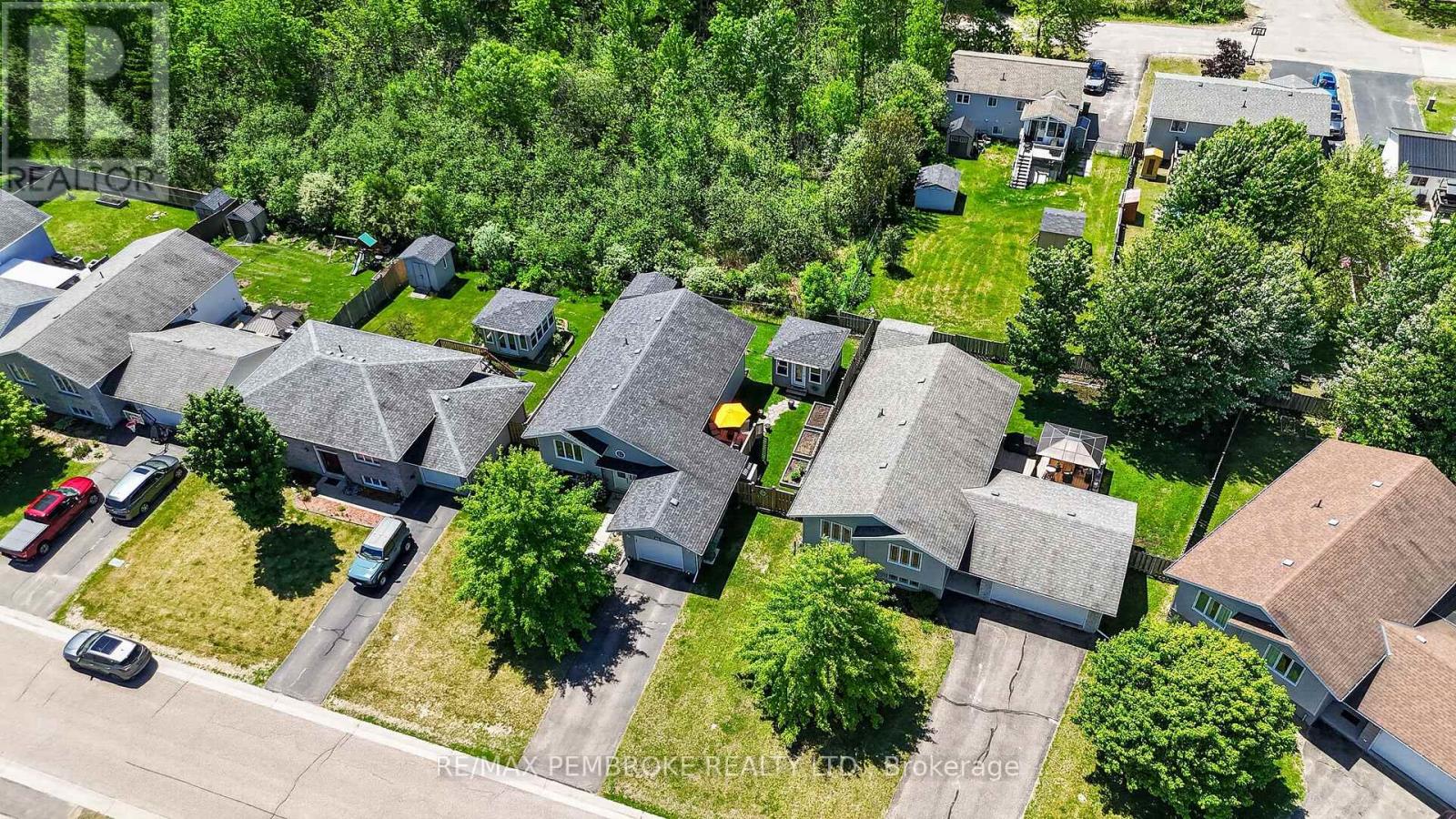 39 Oak Avenue, Petawawa, Ontario  K8H 0B5 - Photo 42 - X13431490