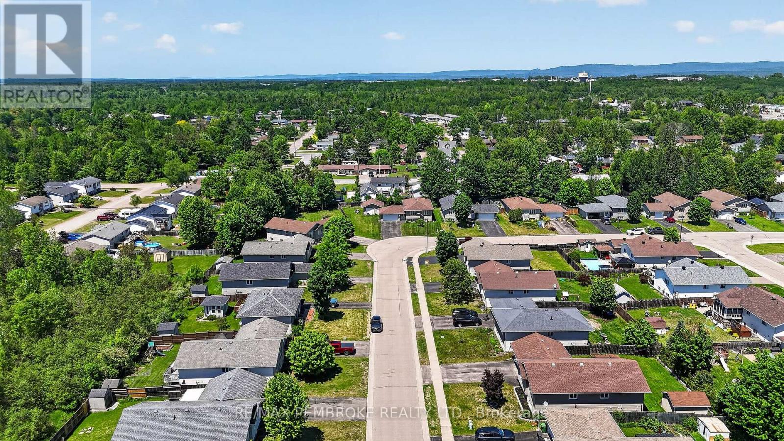 39 Oak Avenue, Petawawa, Ontario  K8H 0B5 - Photo 48 - X13431490
