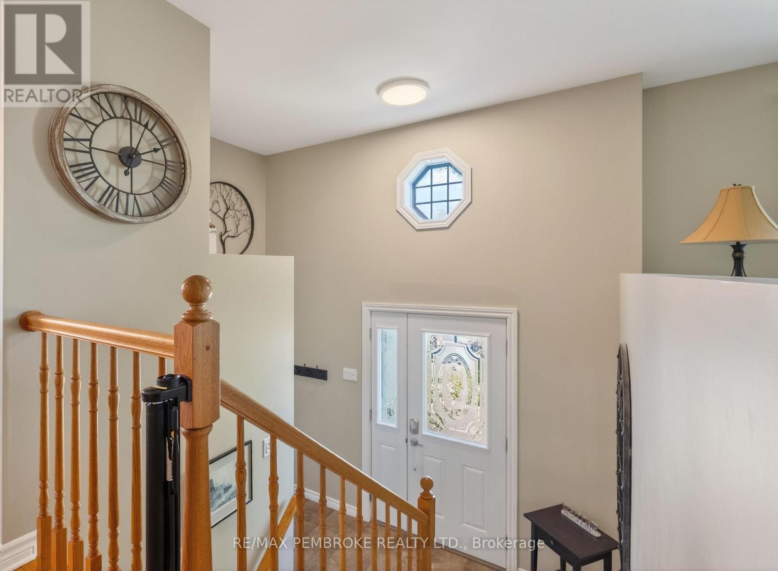 39 Oak Avenue, Petawawa, Ontario  K8H 0B5 - Photo 7 - X13431490