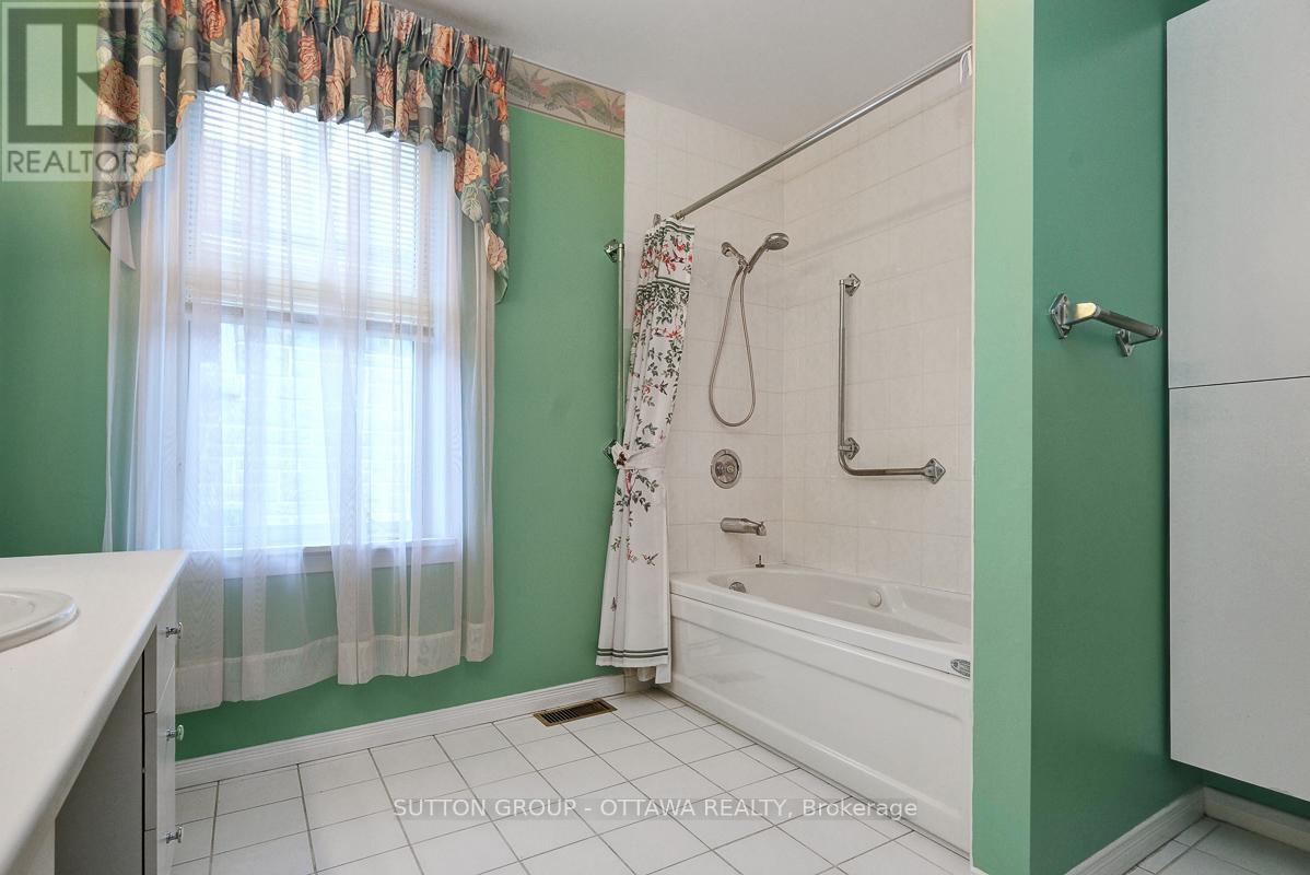 442 Wentworth Avenue, Ottawa, Ontario K2B 5J8 - Photo 21 - X13431246