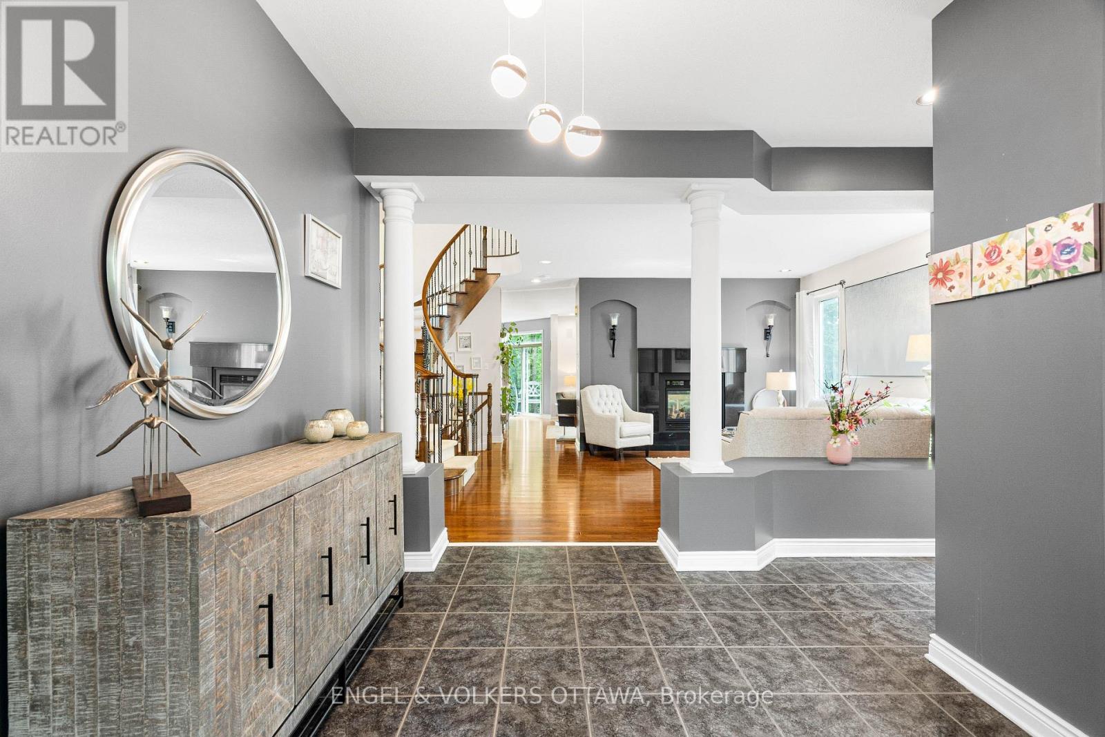 8 Glenrill Place, Ottawa, Ontario  K2M 2T6 - Photo 6 - X13431532