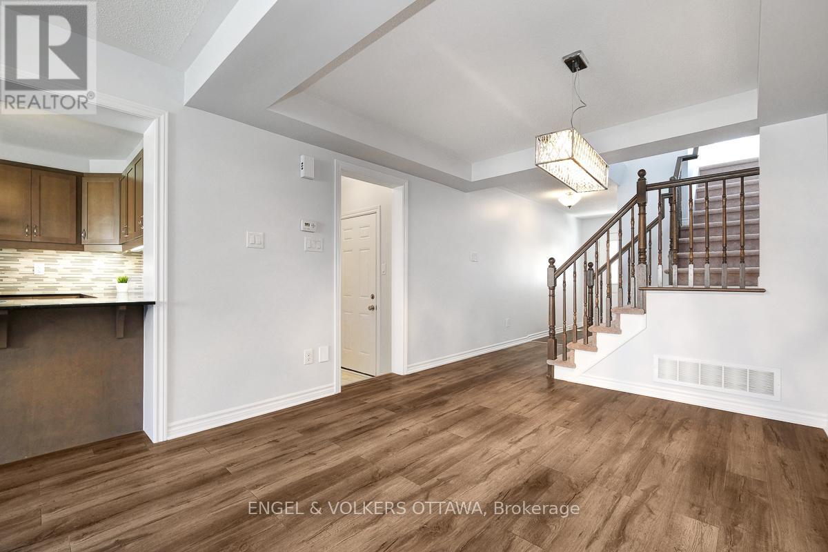 308 Song Sparrow Street W, Ottawa, Ontario  K2J 5W5 - Photo 15 - X13431564