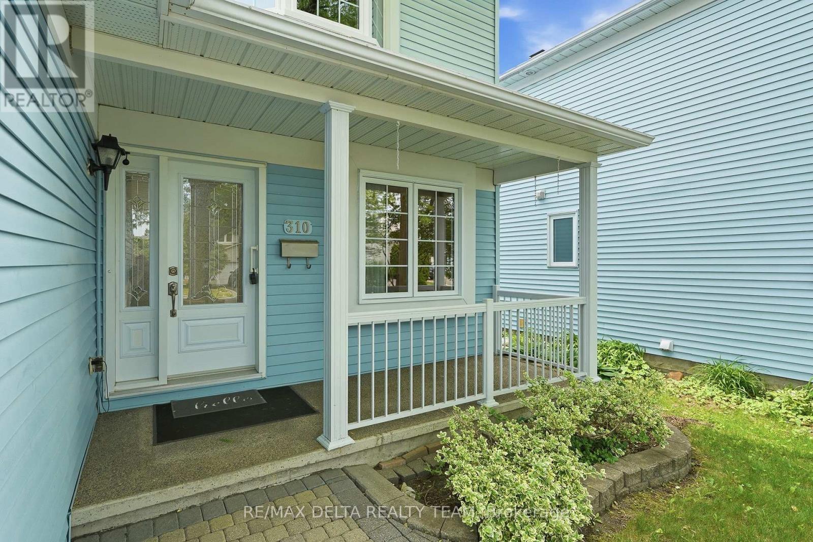 310 Mceachern Crescent, Ottawa, Ontario  K1E 3K2 - Photo 2 - X13431574
