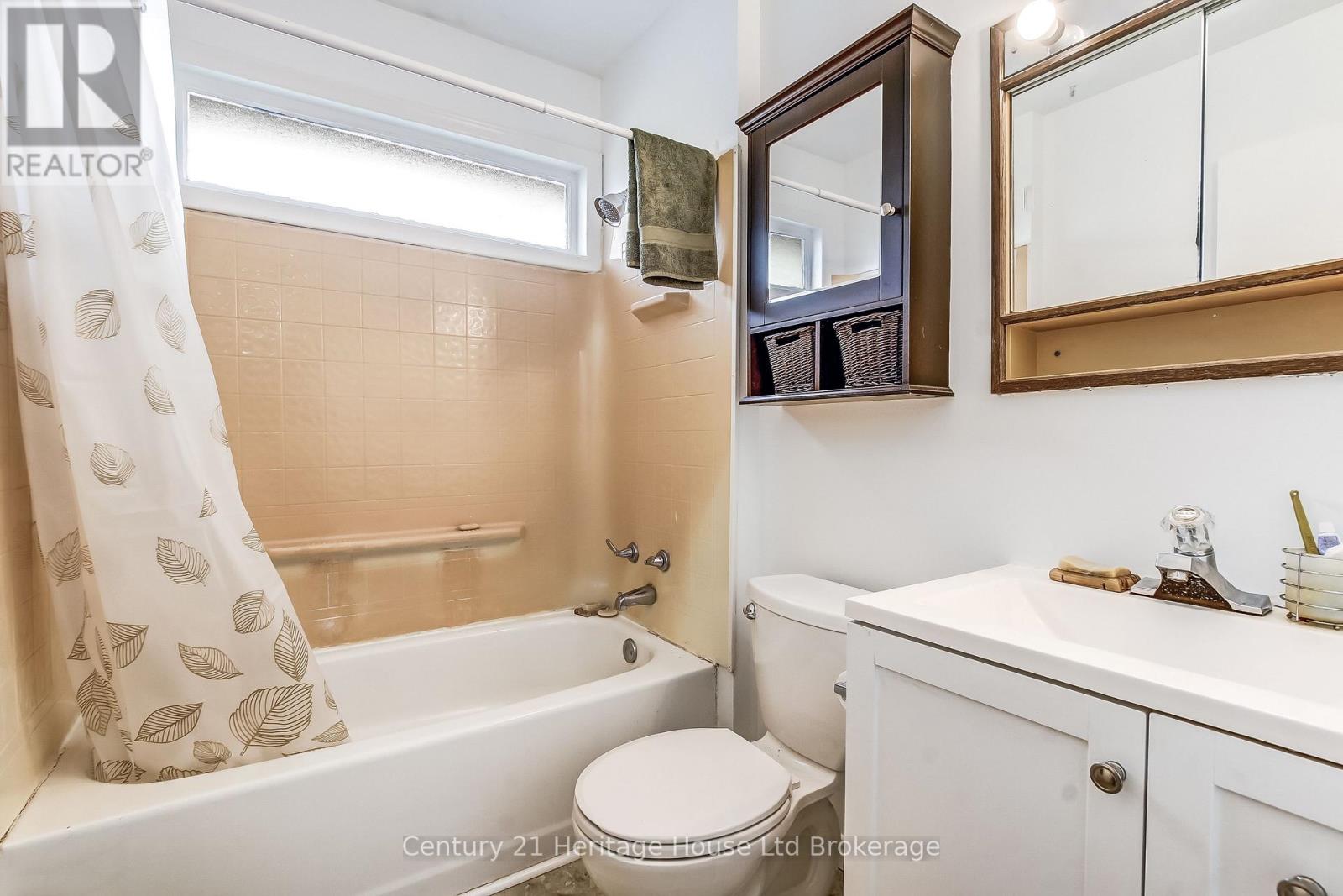 967 Alice Street, Woodstock, Ontario N4S 8B1 - Photo 11 - X13431482