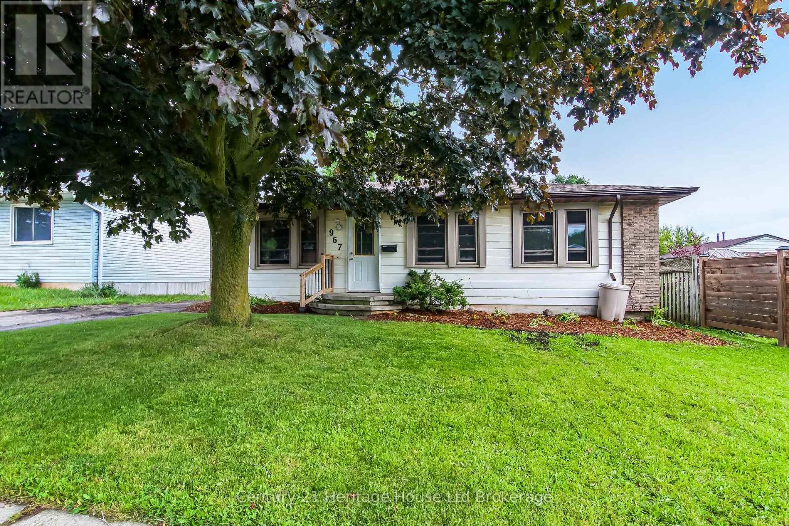 967 Alice Street, Woodstock, Ontario N4S 8B1 - Photo 2 - X13431482