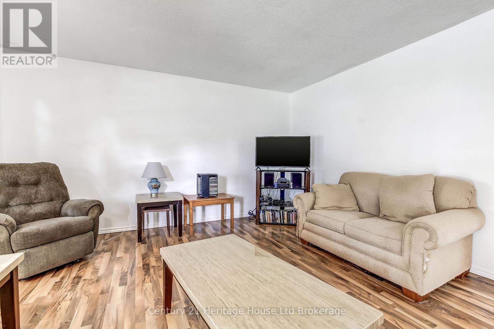 967 Alice Street, Woodstock, Ontario N4S 8B1 - Photo 4 - X13431482