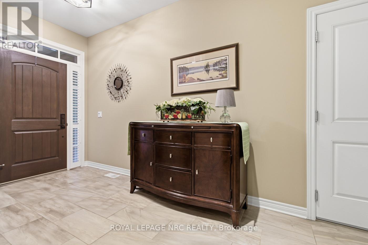 118 Coyle Court, Welland, Ontario  L3C 0E2 - Photo 4 - X13431388