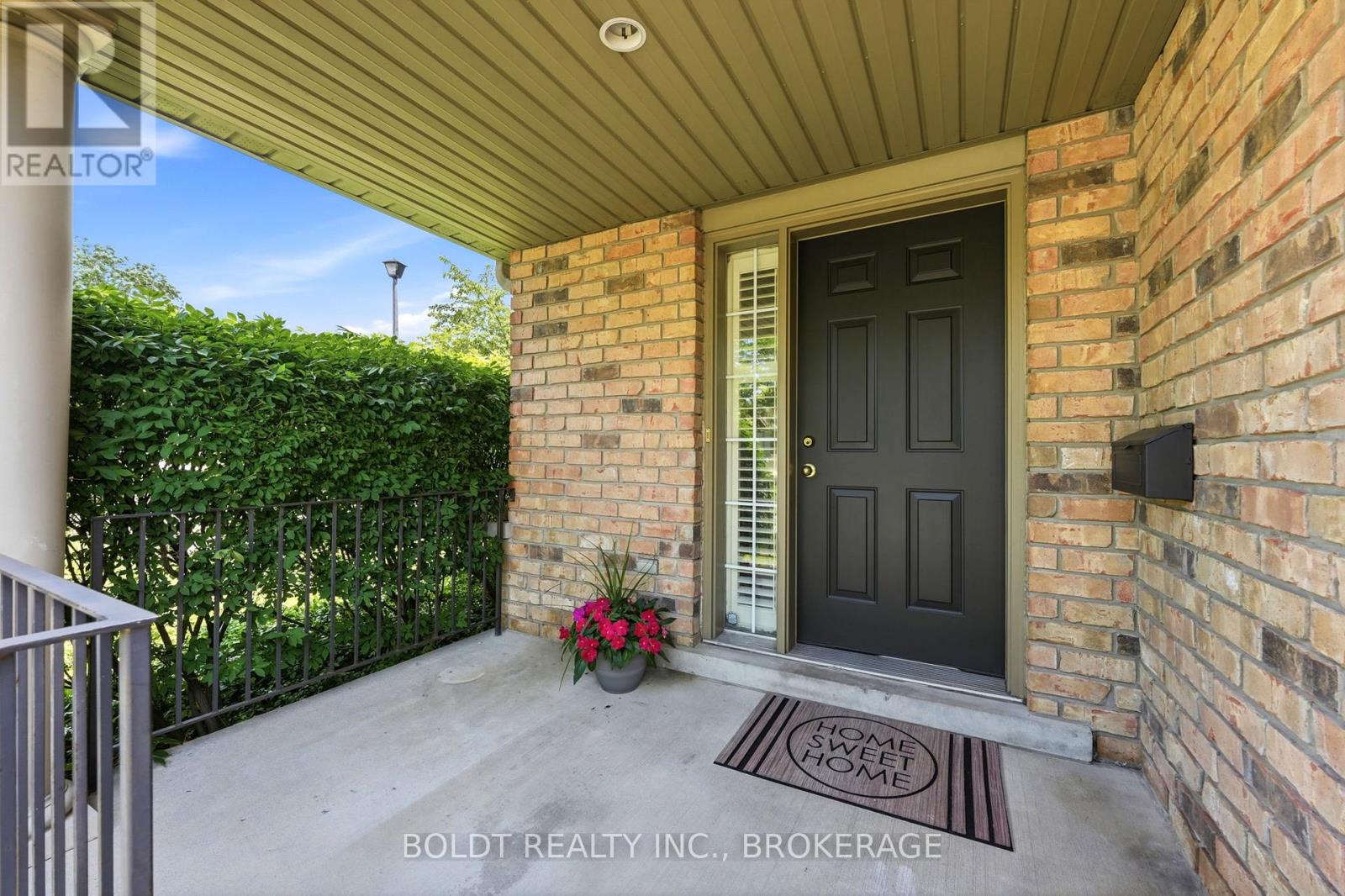 6 - 605 Welland Avenue, St. Catharines, Ontario  L2M 7Z7 - Photo 8 - X13431556