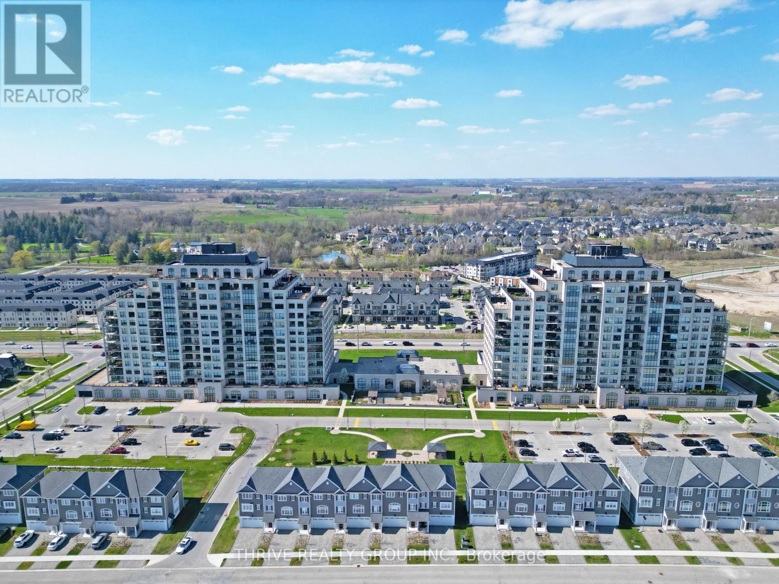 205 - 240 Villagewalk Boulevard, London North, Ontario  N6G 0P6 - Photo 2 - X12735472